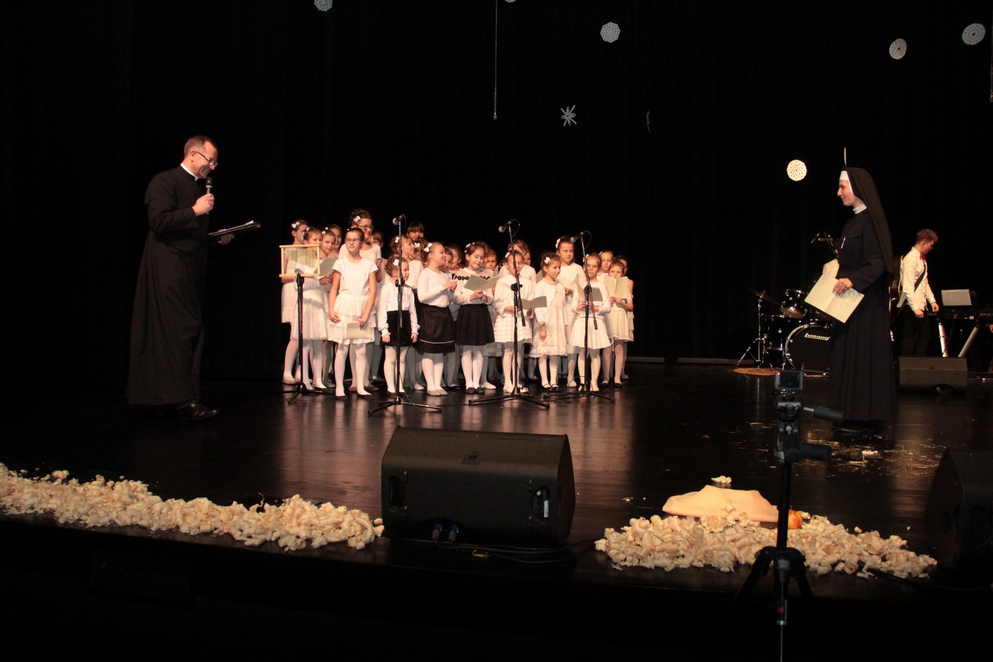 IMG_9331_SpektaklKoledowanie2018_27.jpg